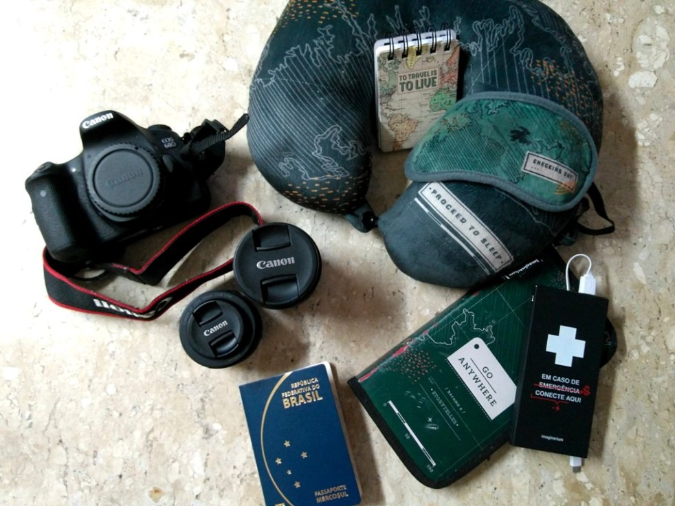 Preparativos para viagem internacional (Natália Cagnani)