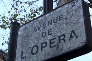 Viagem de trem pela Europa, Paris, França (Natália Cagnani)