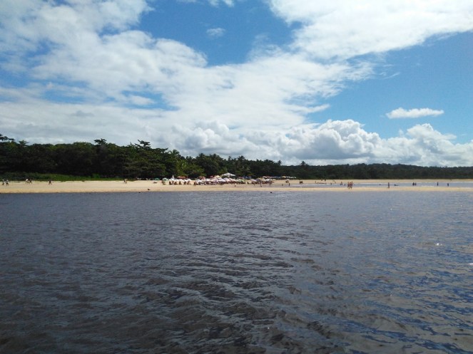 048_Passeio de chalana em Santa Cruz Cabrália, Bahia (Natália Cagnani)