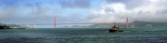Golden Gate Bridge em um dia de pouca neblina (EyeImage - Pixabay)