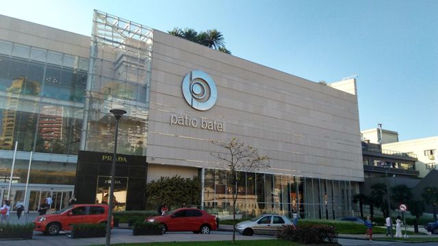 Shopping Pátio Batel em Curitiba (Natália Cagnani)