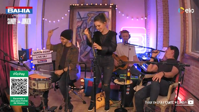 Xororó em live de Sandy e Junior