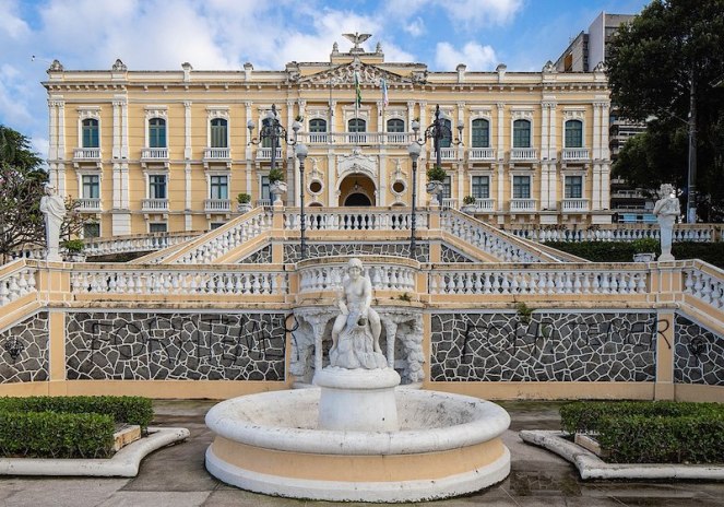 Tour em Vila Velha e Vitória ES (Paul R. Burley on Wikimedia Commons)