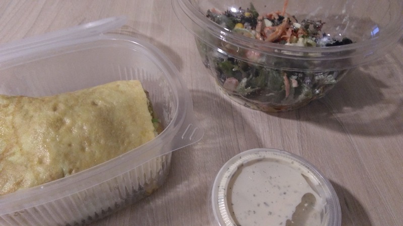 Opções vegetarianas em Vila Velha: salada customizada e crepioca