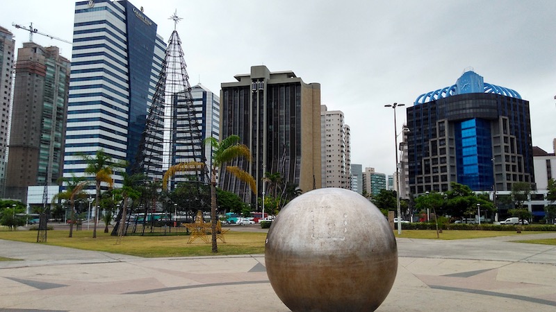 Enseada do Suá e Praça do Papa em Vitória