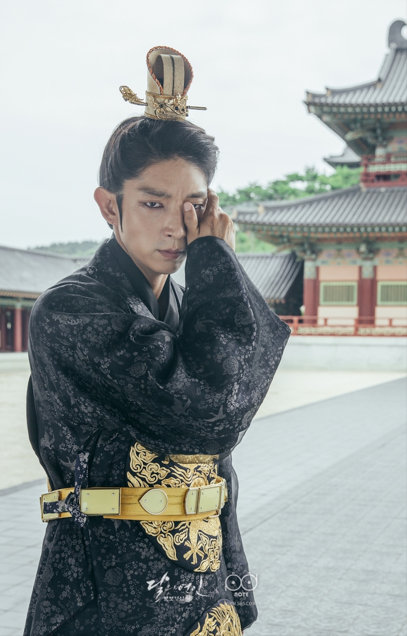 Wang So (Lee Joon-Gi) em Moon Lovers: Scarlet Heart Ryeo