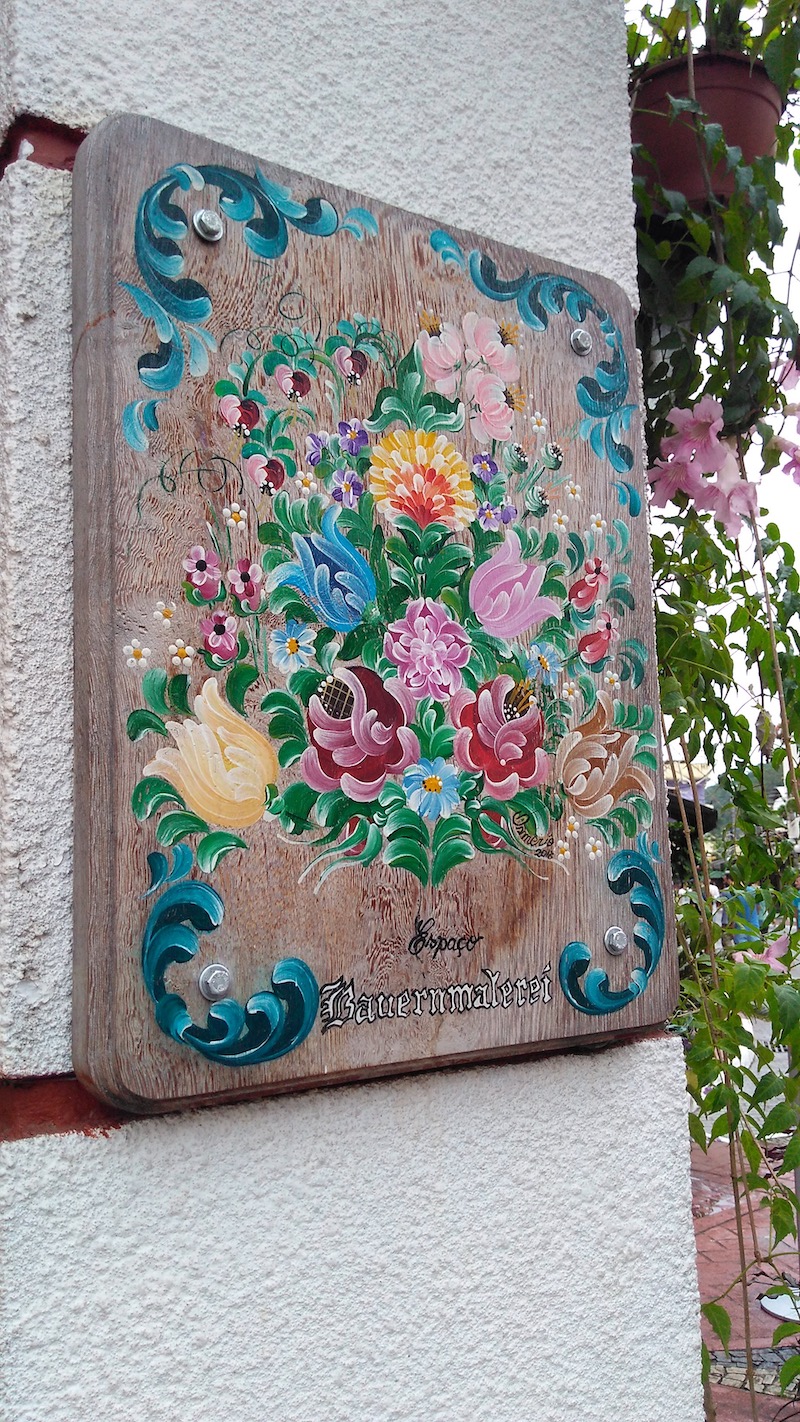 Tradição alemã nas placas em Domingos Martins