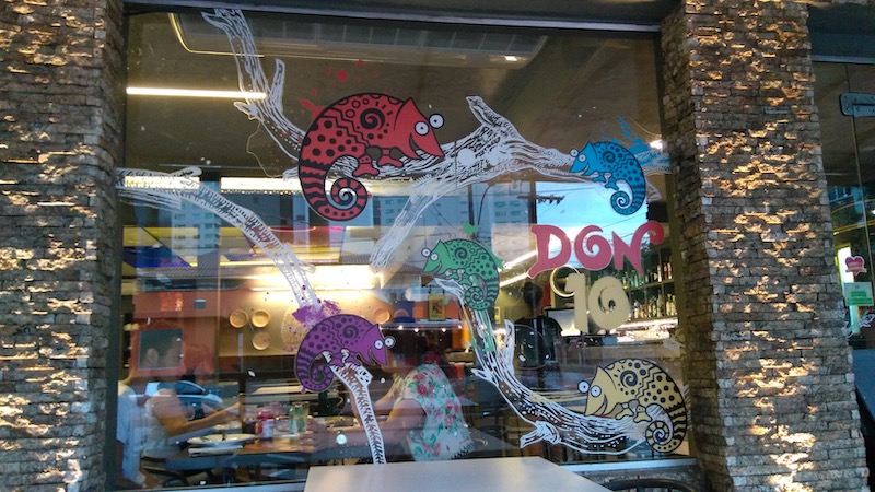 Onde comer em Vitória Dom Camaleone