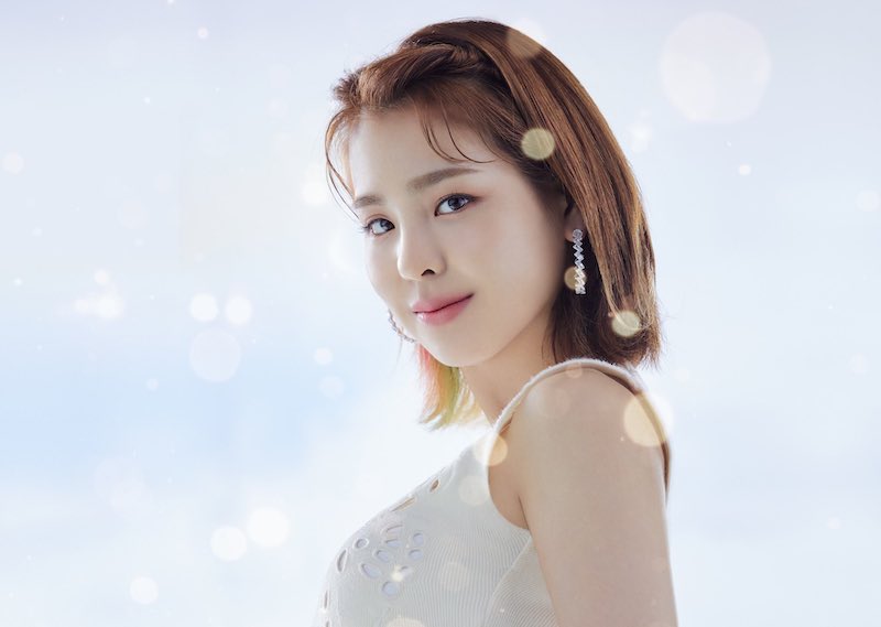 Yamaguchi Mako NiziU