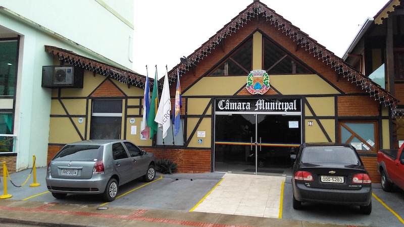 Casas típicas com influência da colonização alemã em Domingos Martins