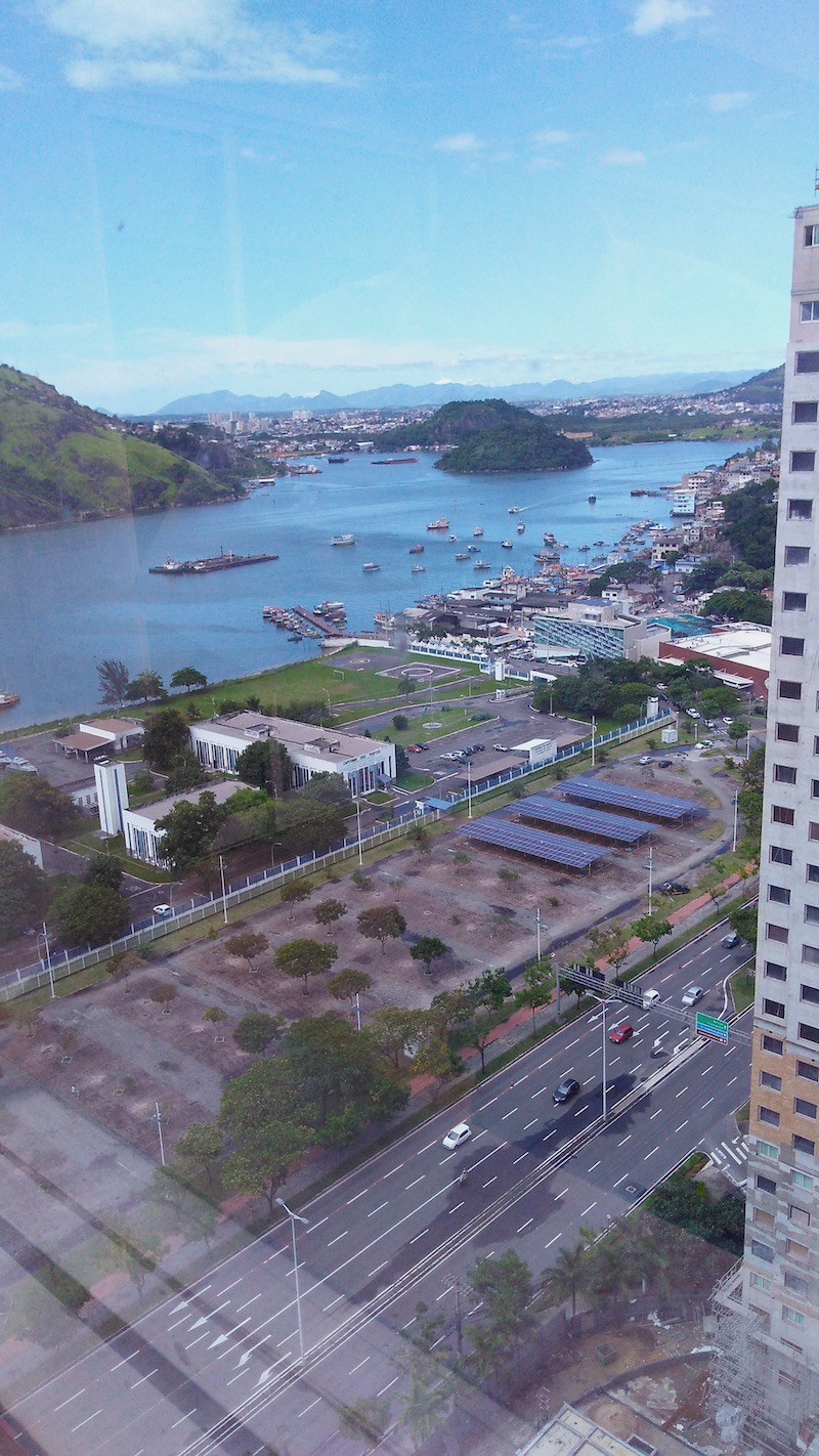 Onde ficar em Vitória Golden Tulip Porto Vitória Sky Lounge