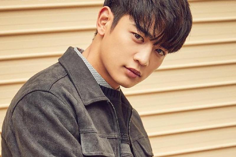 Minho, rapper principal, vocalista de apoio e visual do SHINee