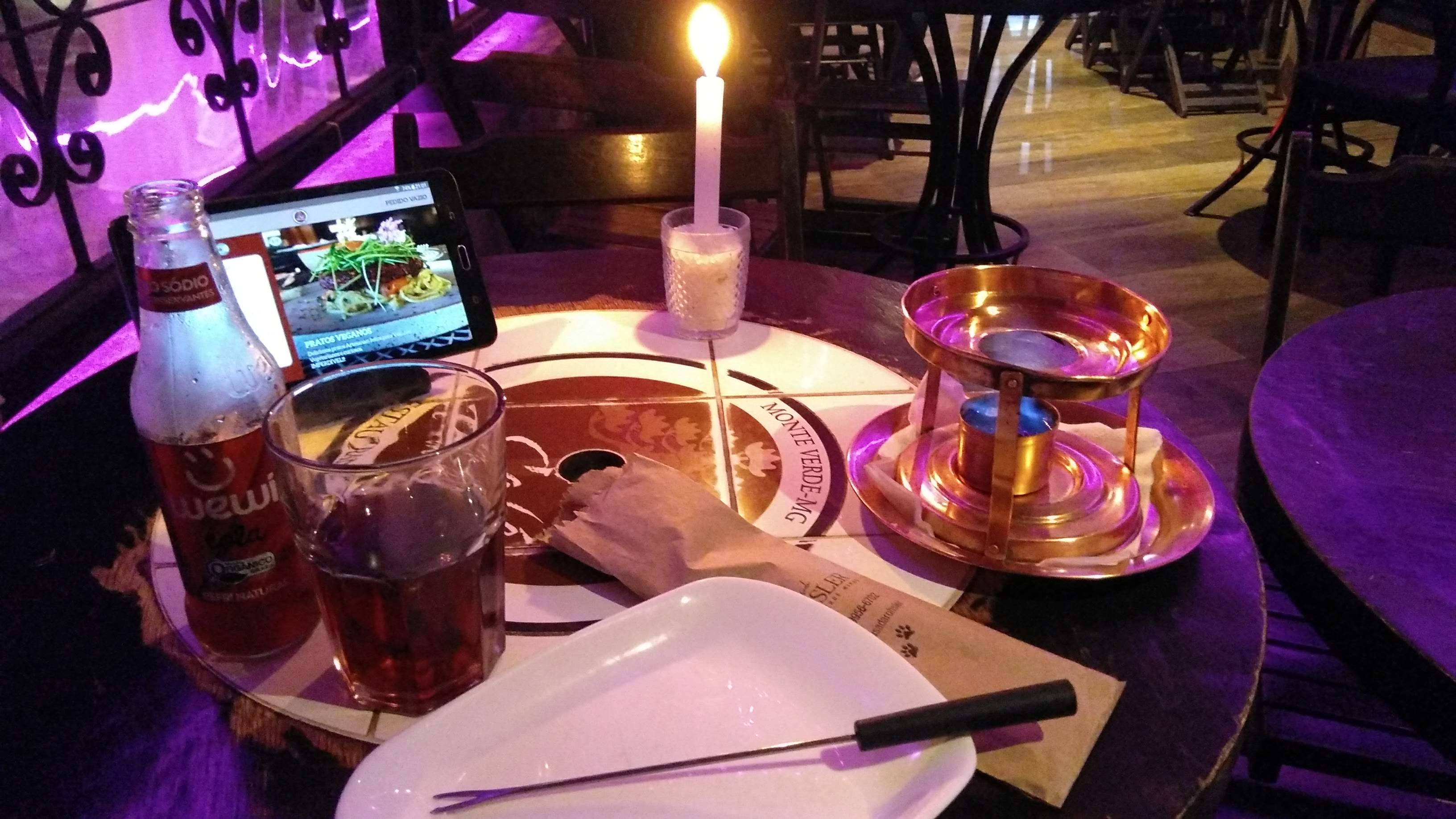 Onde comer em Monte Verde: Café Pinhão - mesa