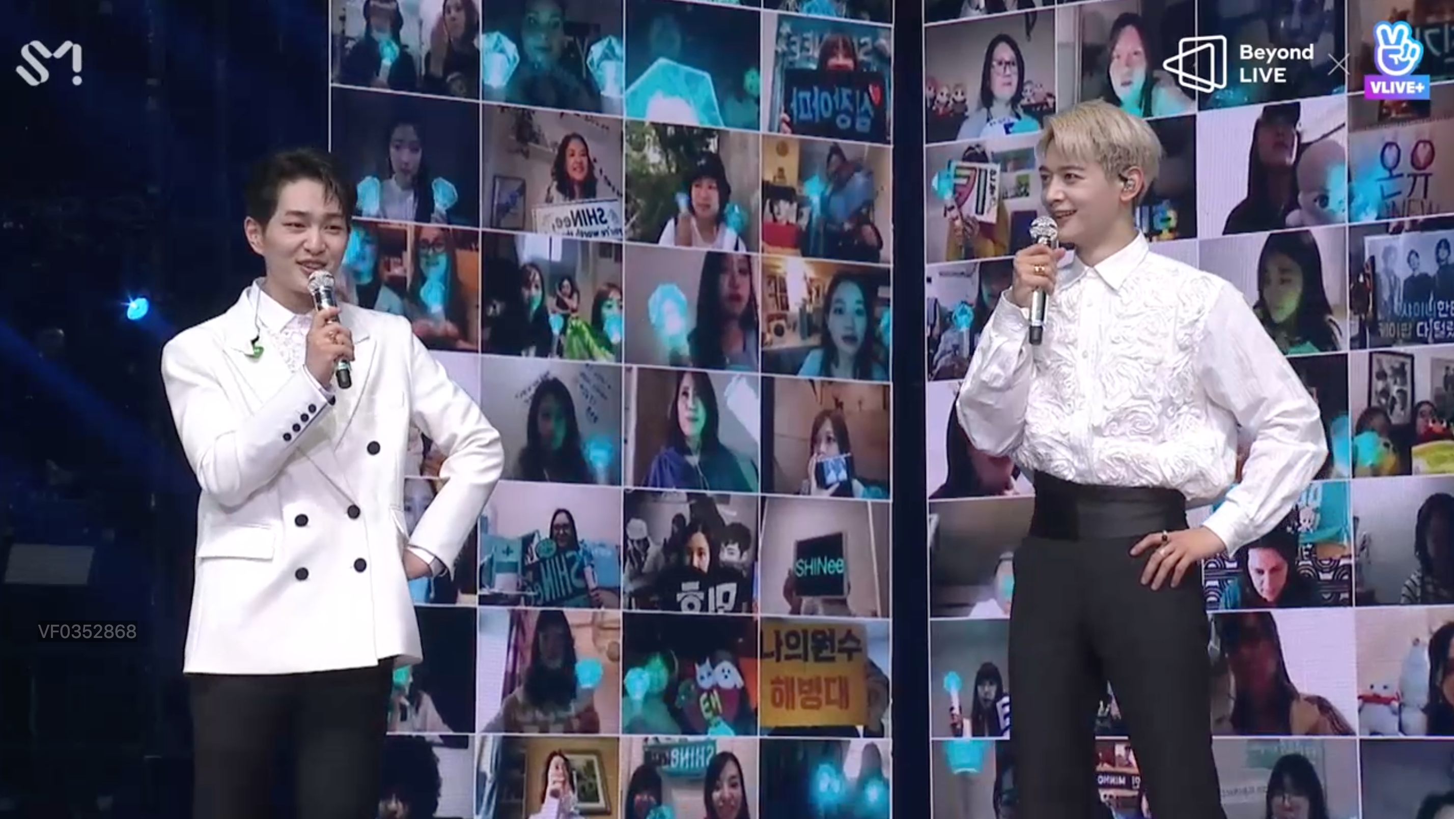SHINee World: primeira live do grupo com Minho e Onew