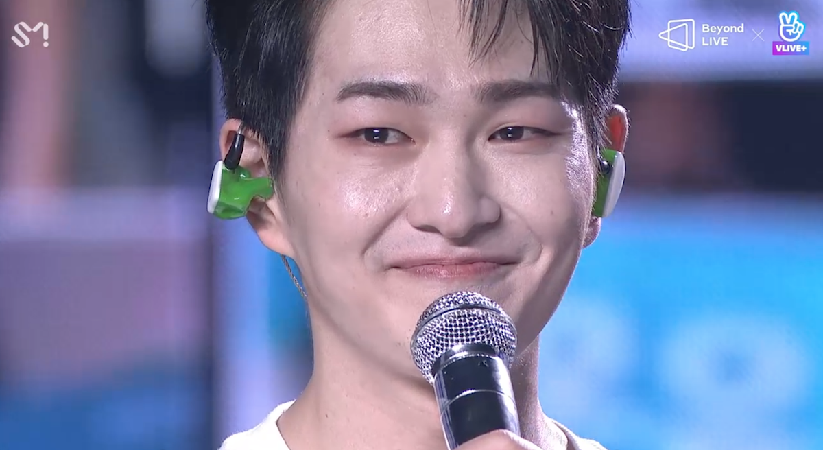 SHINee World: primeira live do grupo com Onew