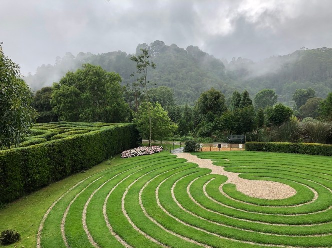 Labirintos verdes no Parque Amantikir em Campos do Jordão