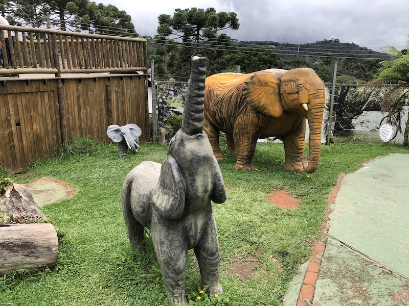 Parque dos Elefantes no Morro do Elefante em Campos do Jordão