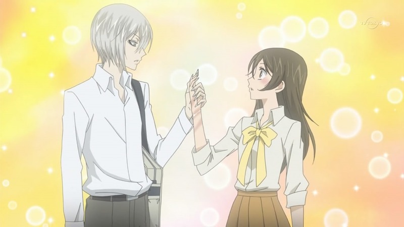 Tomoe e Nanami com uniformes escolares em Kamisama Hajimemashita
