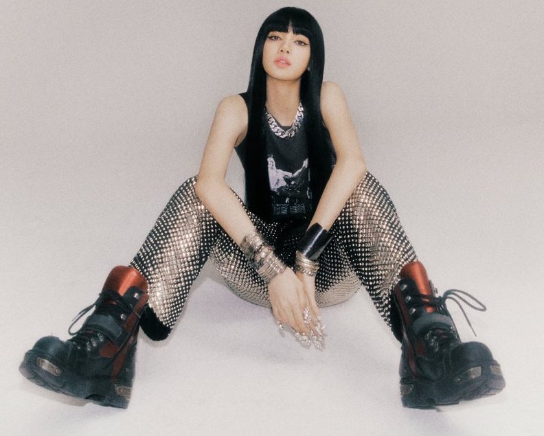 Teaser para debut solo de Lisa (Blackpink) no K-Pop