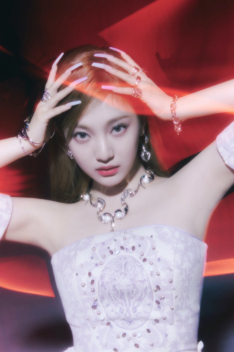 Ningning do girl group aespa em teaser do álbum "Savage" no k-pop