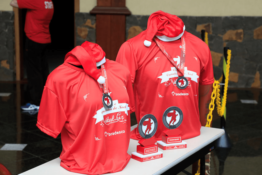 Kit Noel do evento esportivo Corrida e Caminhada de Noel no Natal Luz Gramado