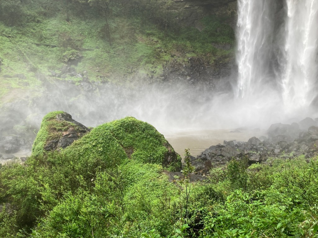 Pé da Cascata do Caracol em Canela, na serra gaúcha