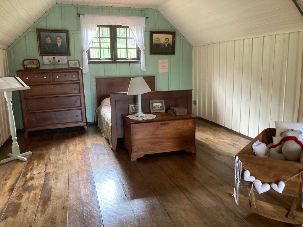 Sótão na Casa da Dona Ivonne no Pé da Cascata do Caracol
