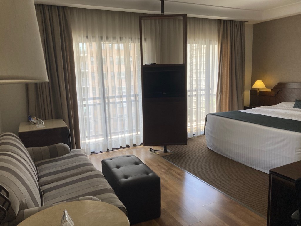 Quarto no hotel Estanplaza Paulista em São Paulo