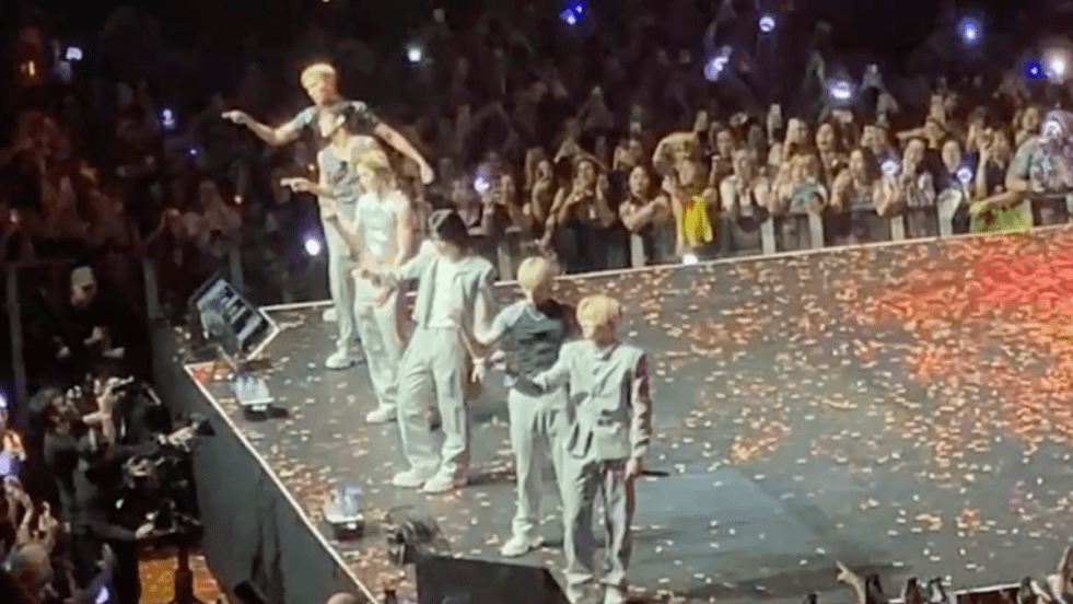 P1Harmony no Brasil com a LIVE TOUR [P1ustage H : MOST WANTED] IN LATAM no palco do Vibra São Paulo